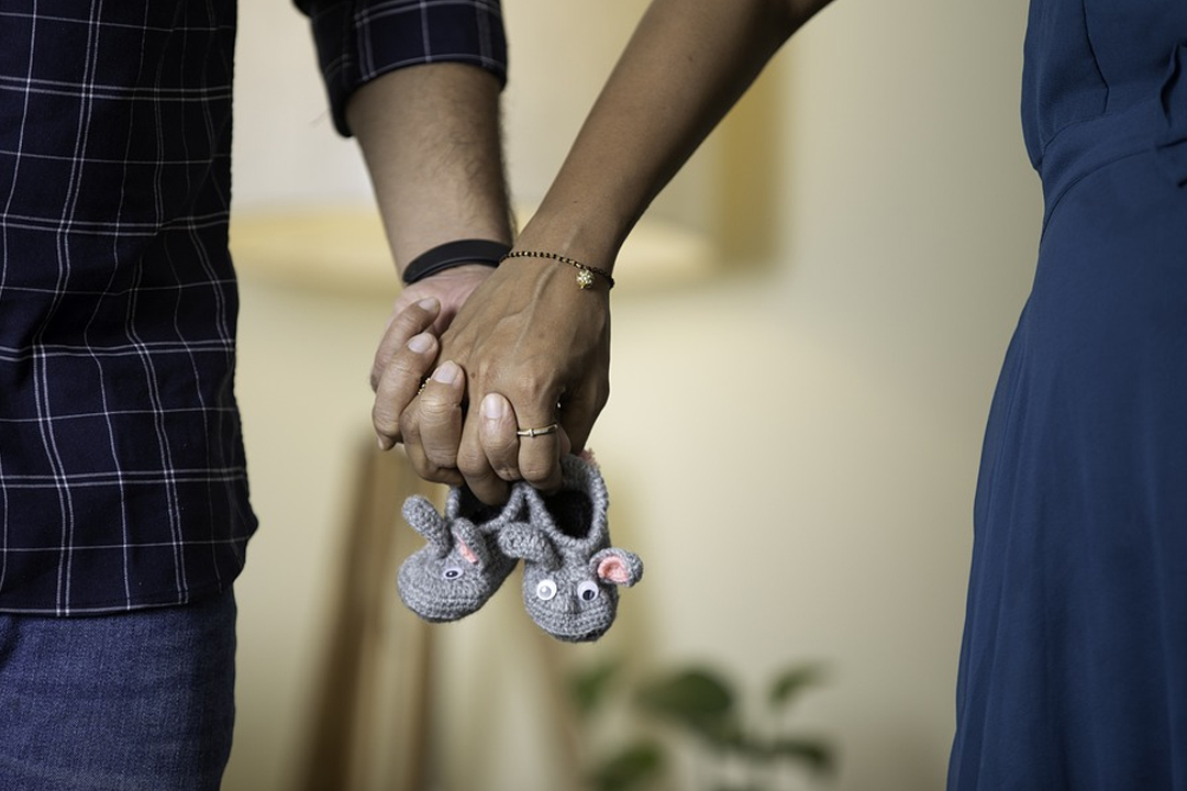 供卵孕妇18周，代怀几个月的探索